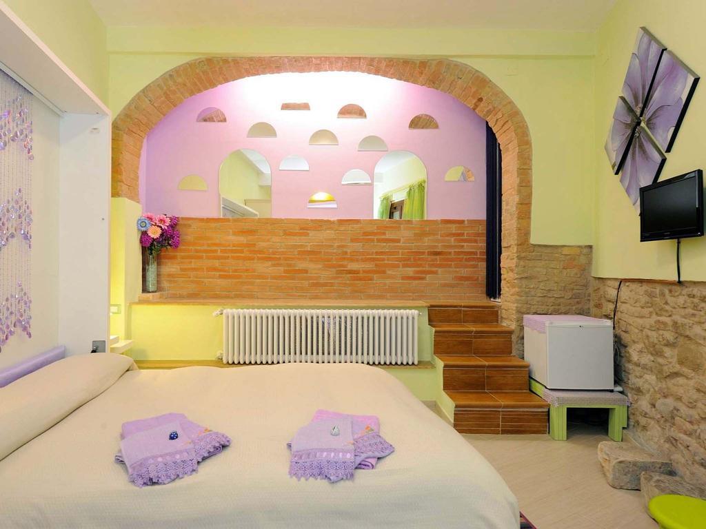 Bed and Breakfast Alla Maison Di Alessia Перуджа Номер фото